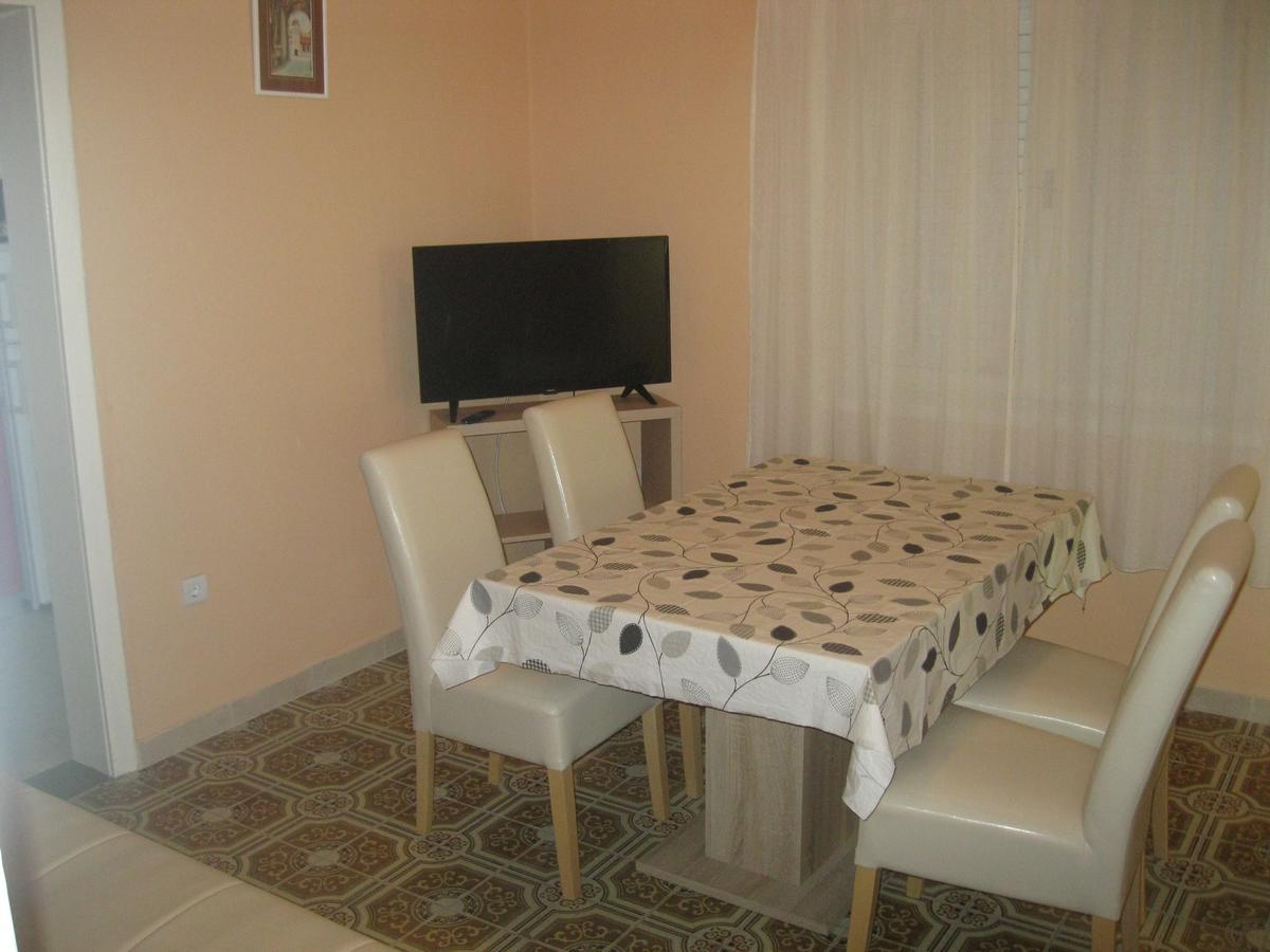 Apartments Radic Trogir Exterior foto